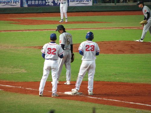 台湾棒球vs日本球队比赛