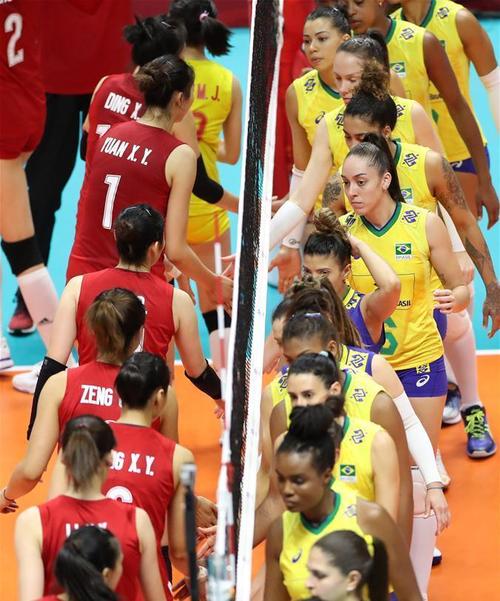 女排世联中国vs巴西