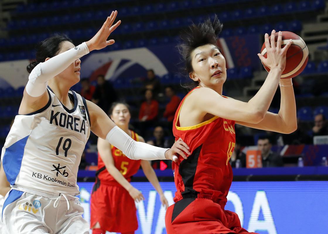 三人篮球中国vs韩国解说的相关图片