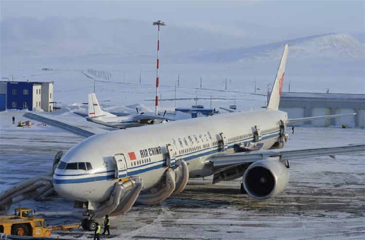 中国下飞机vs俄罗斯下飞机的相关图片