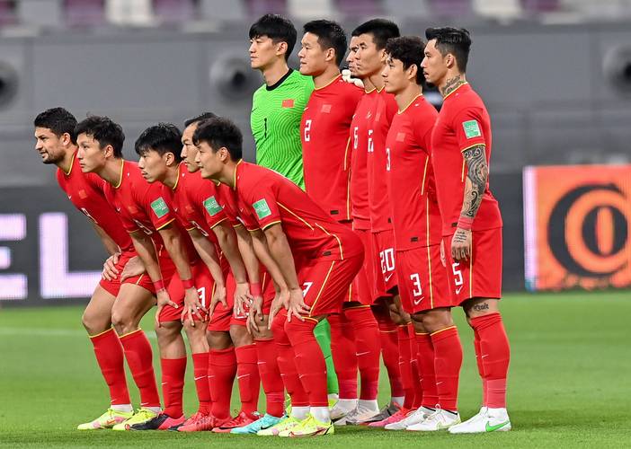 中国球队vs世界球队的比赛的相关图片