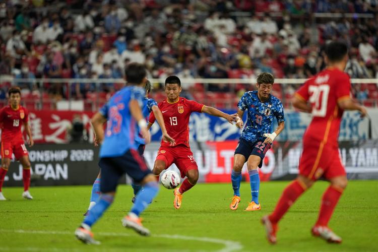 体育直播足球日本vs中国的相关图片