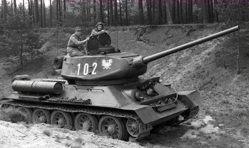 苏军坦克vs日本坦克的相关图片