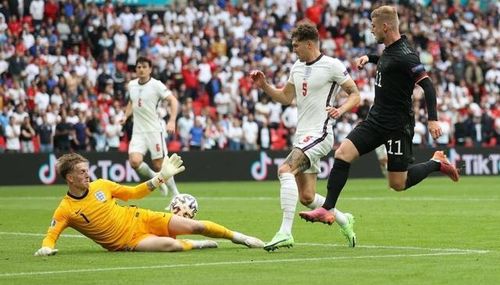 英格兰vs德国进球瞬间的相关图片
