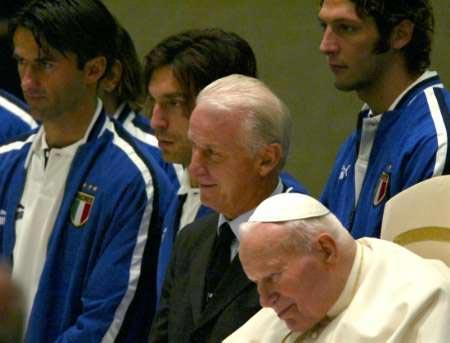 足球梵蒂冈vs日本的相关图片